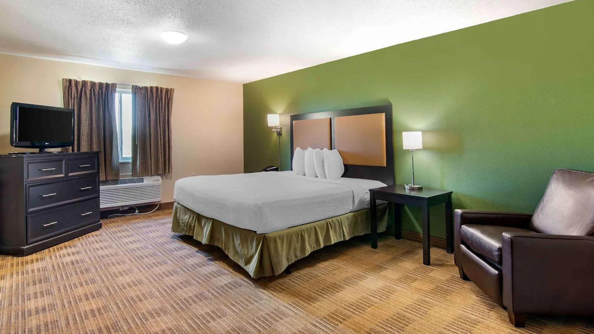 Extended Stay America Select Suites - St Louis - Earth City Hotel
